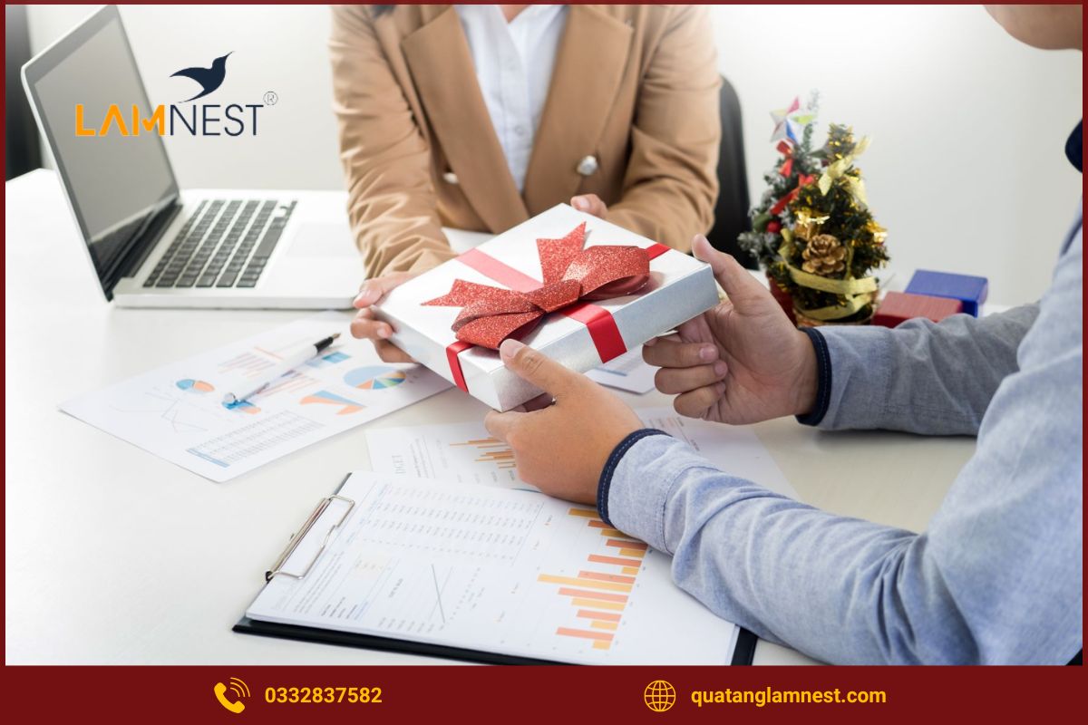 Những lưu ý khi tặng quà để đảm bảo ý nghĩa và đúng mục tiêu