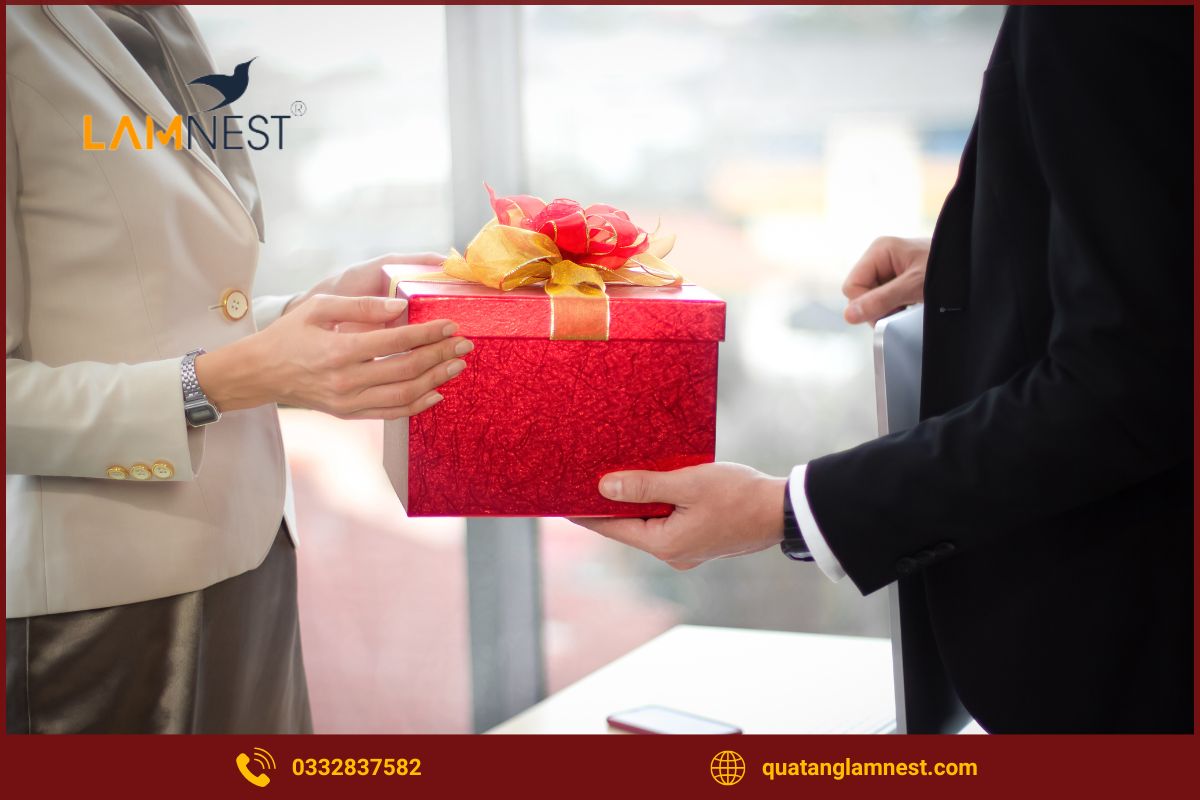 Tại sao việc tặng quà nhân viên lại quan trọng?