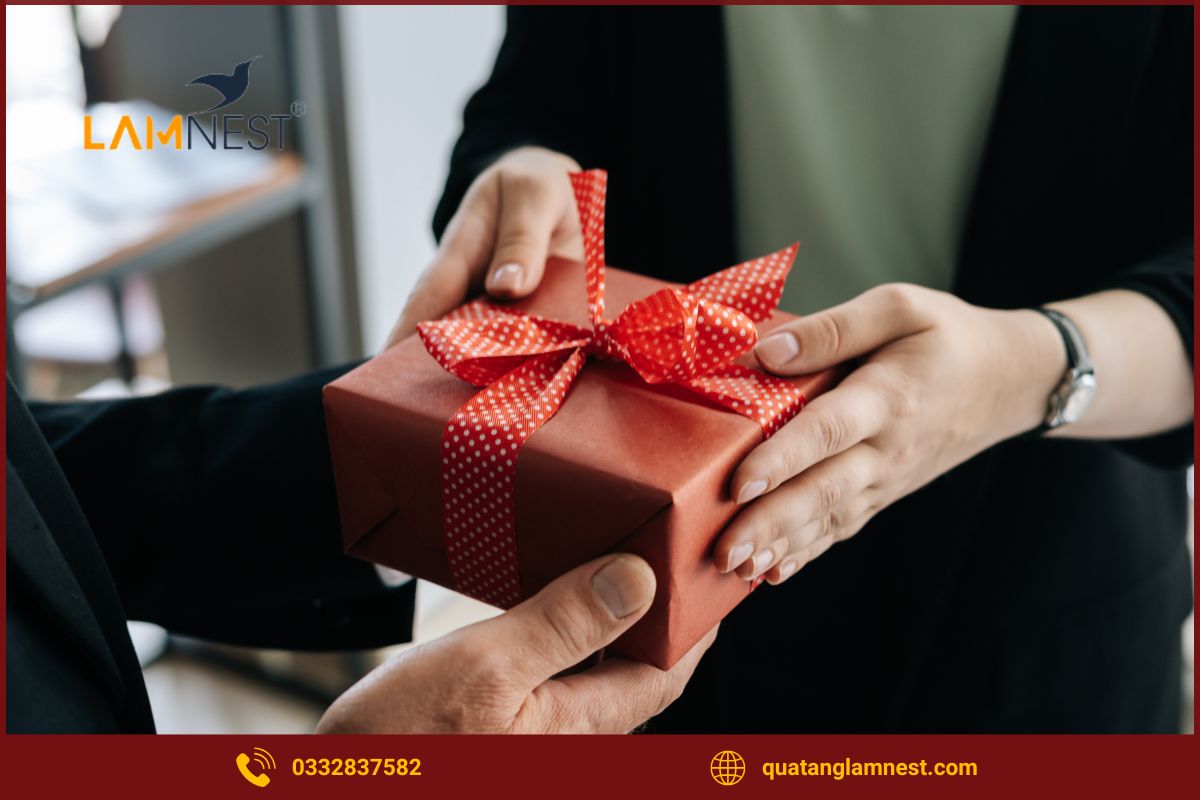 Vì sao doanh nghiệp nên tặng quà vào dịp đầu năm?